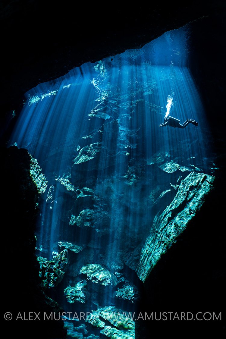 Angluar Light. Mexico