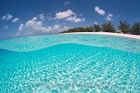 Beach Split Level. Bahamas