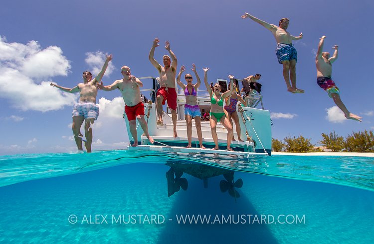 Happy Divers. Bahamas