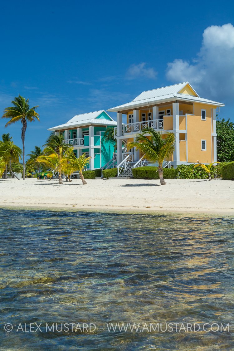 Southern Cross Club, Cayman Islands