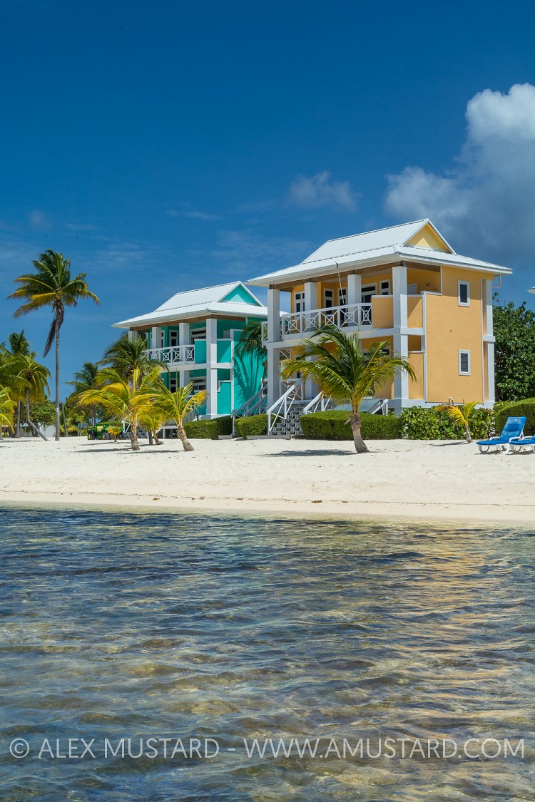 Southern Cross Club, Cayman Islands
